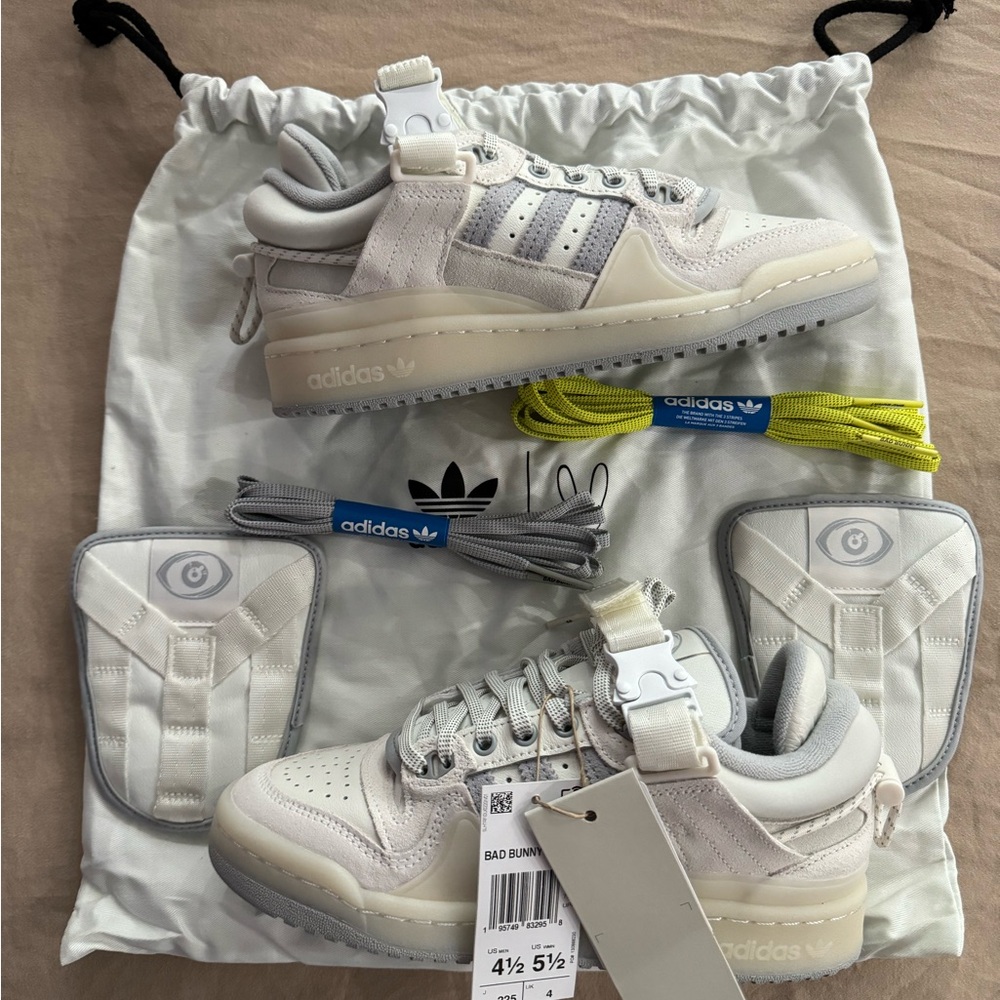 Bad Bunny cloud white